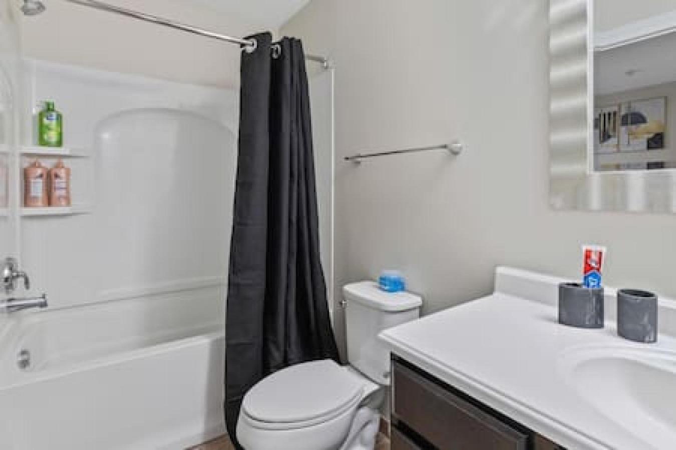 דירות דטרויט Corporate Housing Mgm מראה חיצוני תמונה